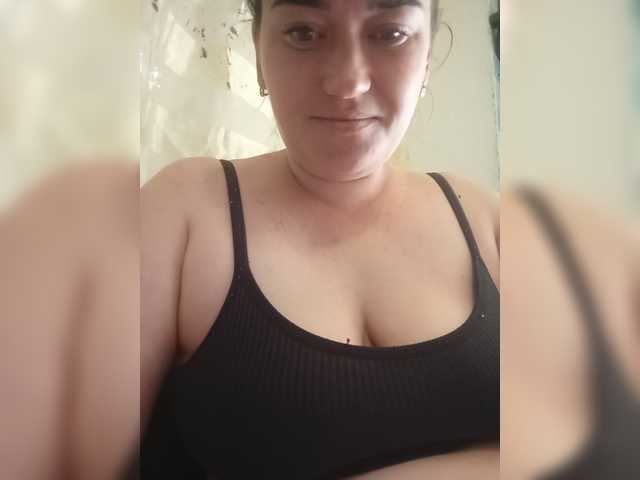 HollyLaBerry live cam on BongaCams