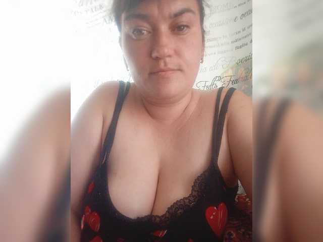 HollyLaBerry live cam on BongaCams