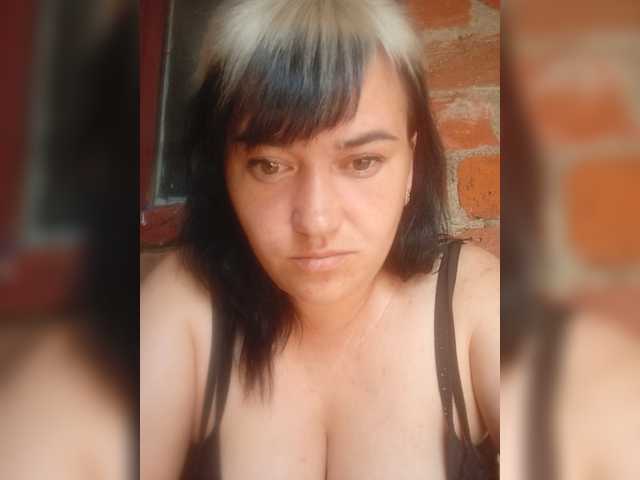 HollyLaBerry live cam on BongaCams