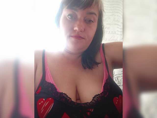 HollyLaBerry live cam preview