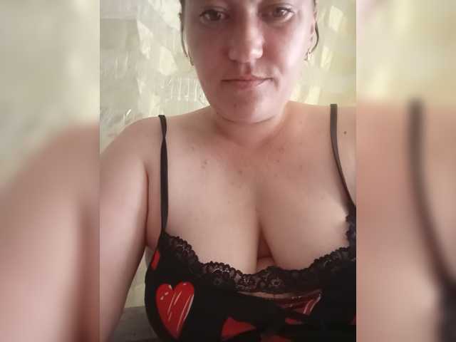 HollyLaBerry live cam on BongaCams
