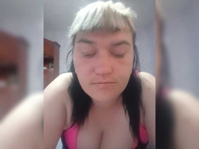 HollyLaBerry live cam on BongaCams