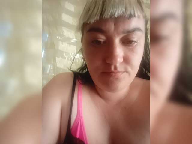 HollyLaBerry live cam on BongaCams