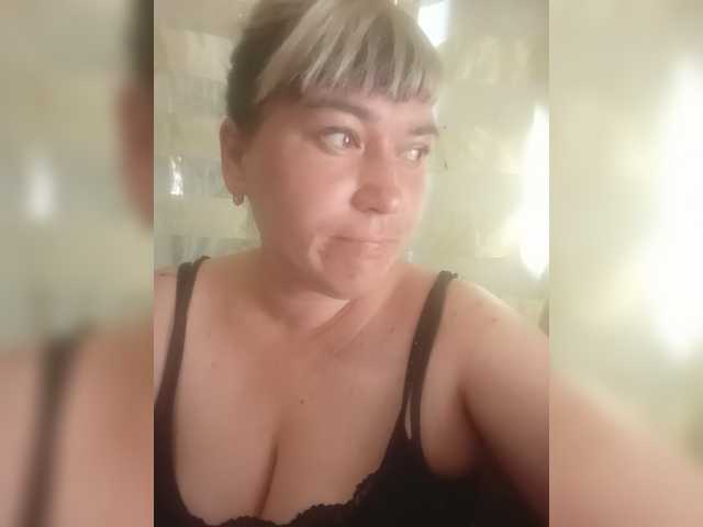 HollyLaBerry live cam on BongaCams