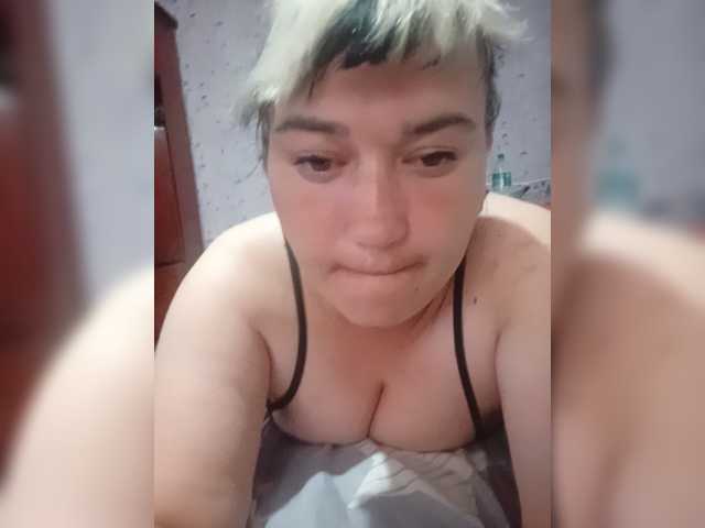 HollyLaBerry live cam on BongaCams