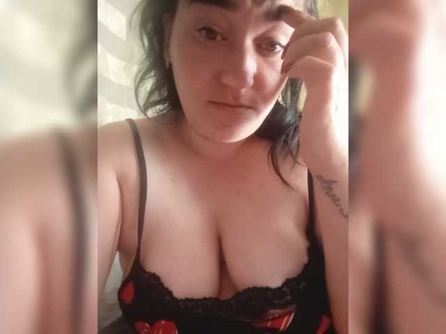 HollyLaBerry live cam on BongaCams
