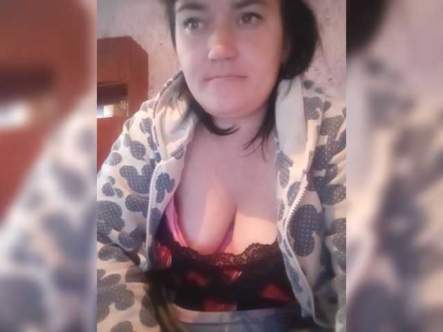HollyLaBerry, en directo ahora en BongaCams