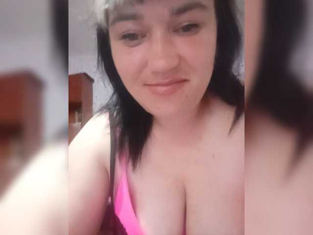 HollyLaBerry live cam on BongaCams