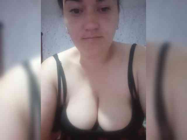 HollyLaBerry webcam