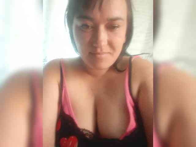 HollyLaBerry webcam
