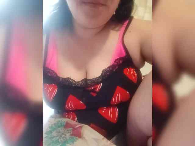 HollyLaBerry webcam