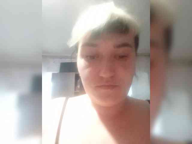 HollyLaBerry webcam