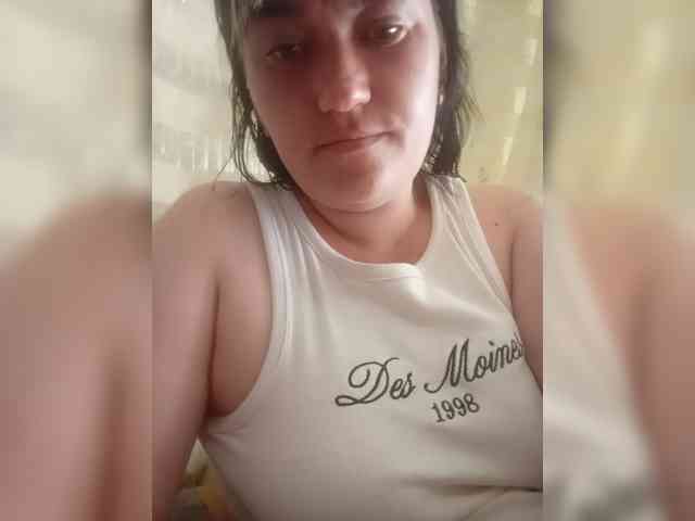 HollyLaBerry webcam