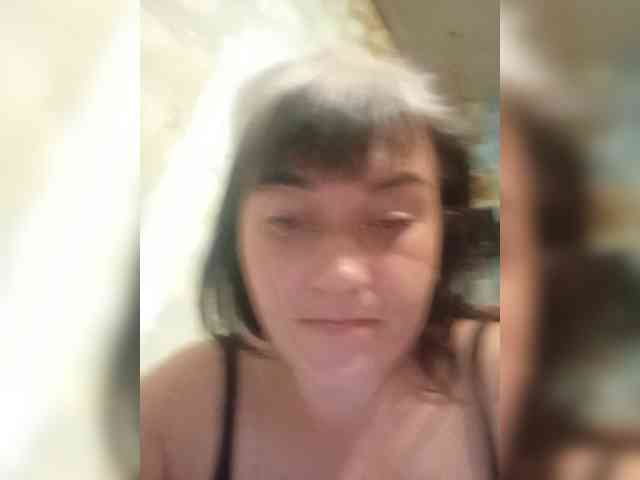 HollyLaBerry webcam