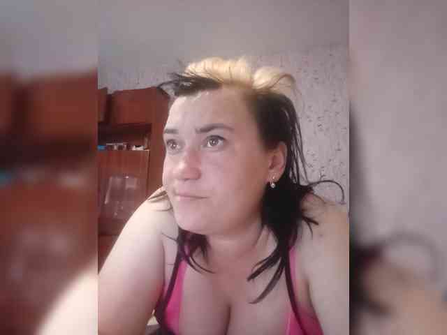 HollyLaBerry Live Webcam on BongaCams