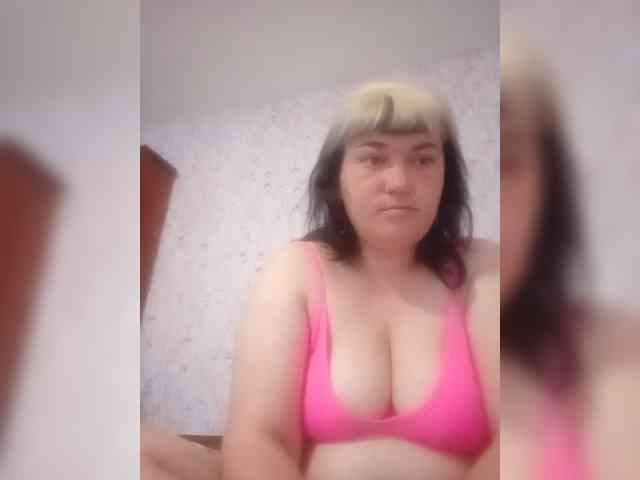 HollyLaBerry webcam