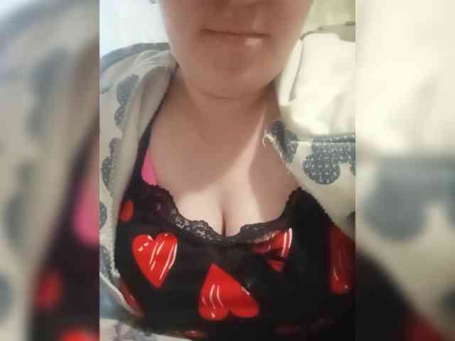 HollyLaBerry webcam