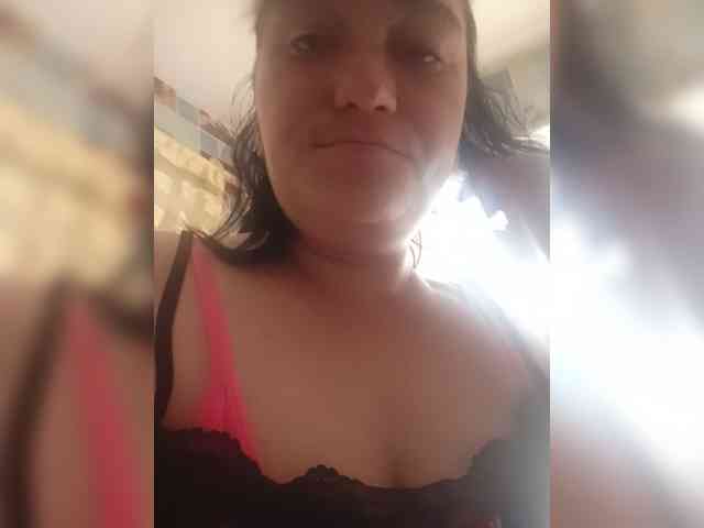 HollyLaBerry webcam