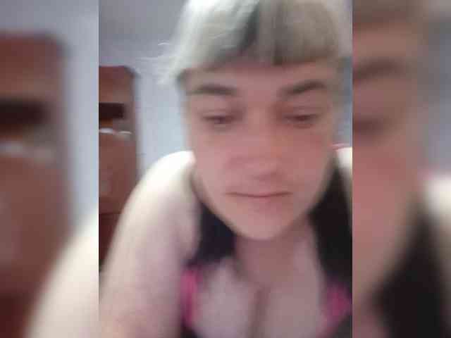 HollyLaBerry webcam