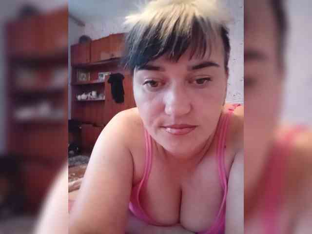 HollyLaBerry webcam