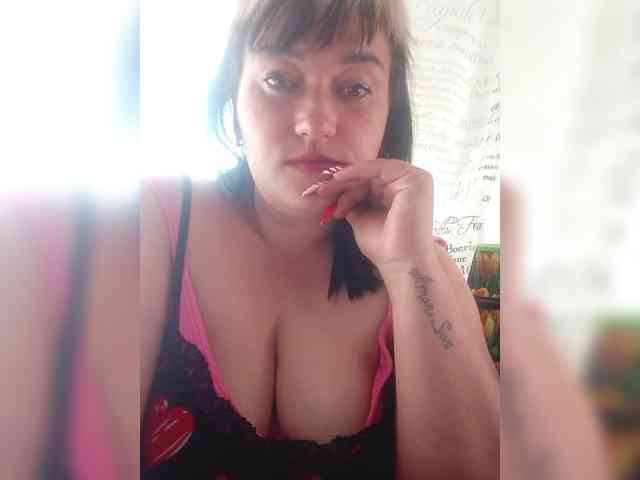 HollyLaBerry webcam