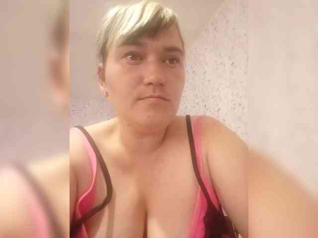HollyLaBerry webcam