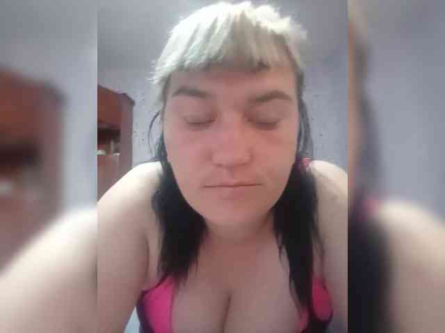 HollyLaBerry webcam