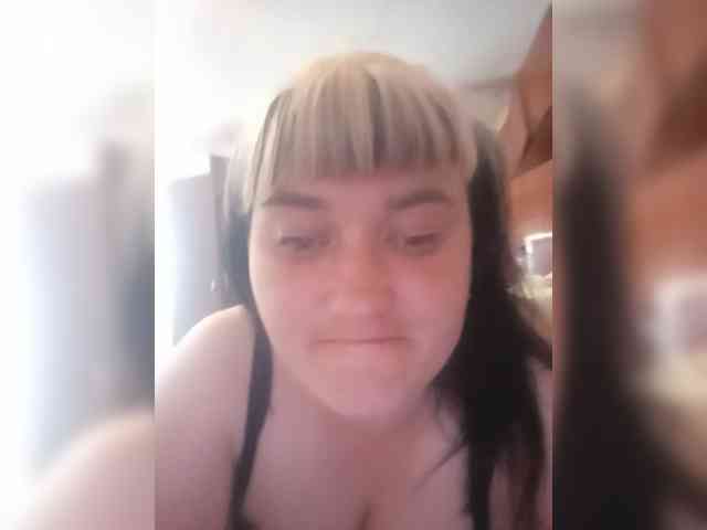 HollyLaBerry webcam