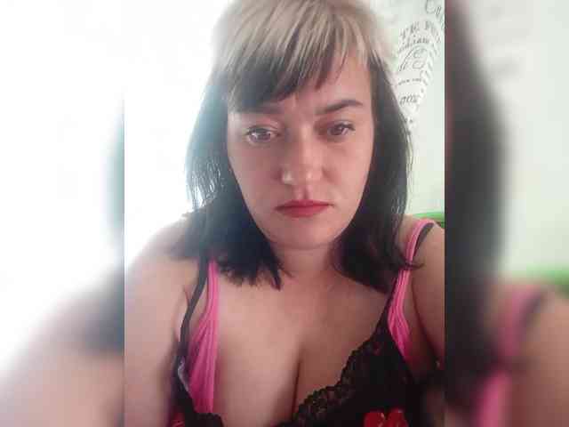 HollyLaBerry webcam