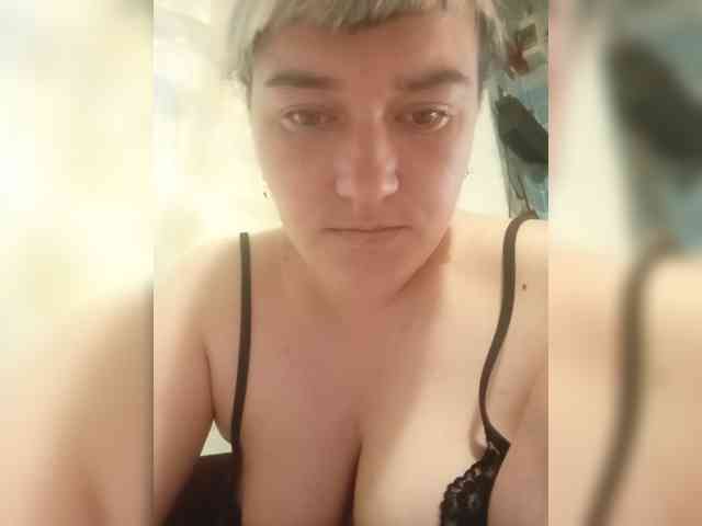 HollyLaBerry webcam