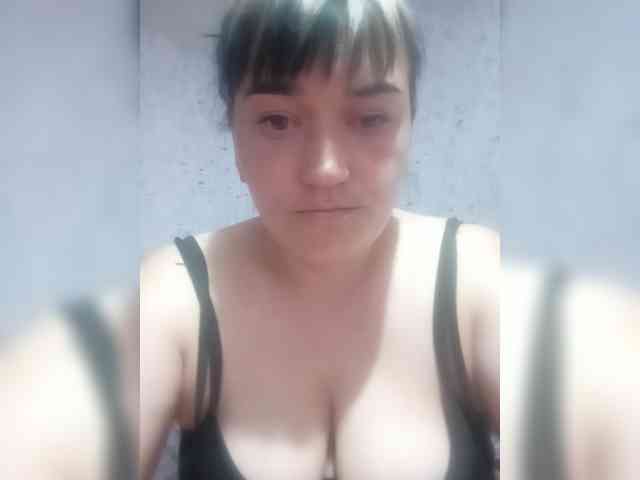 HollyLaBerry webcam