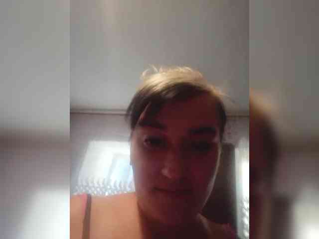 HollyLaBerry webcam