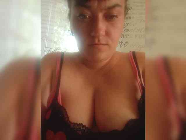 HollyLaBerry webcam