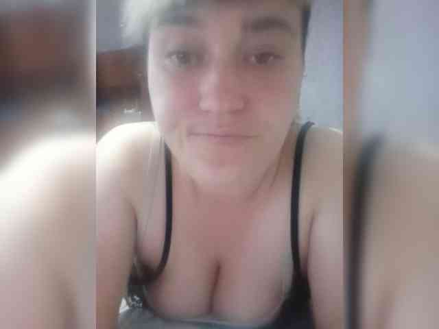 HollyLaBerry webcam