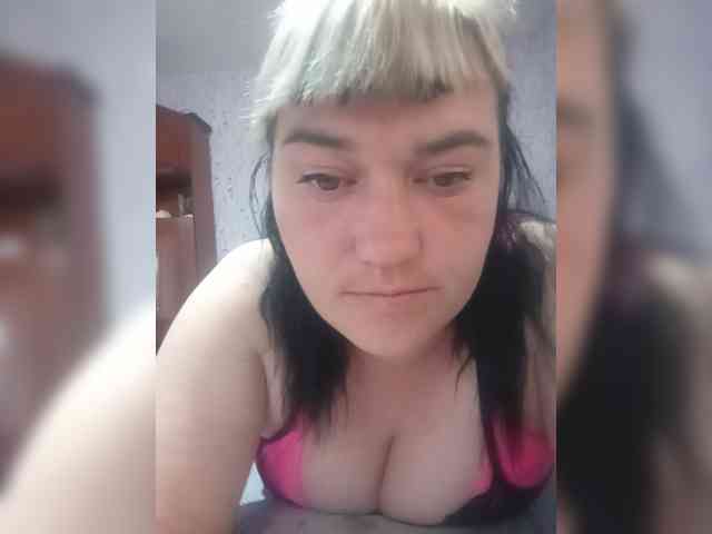 HollyLaBerry webcam