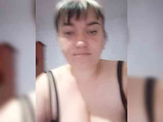 HollyLaBerry webcam