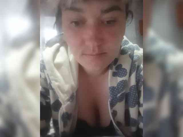 HollyLaBerry webcam