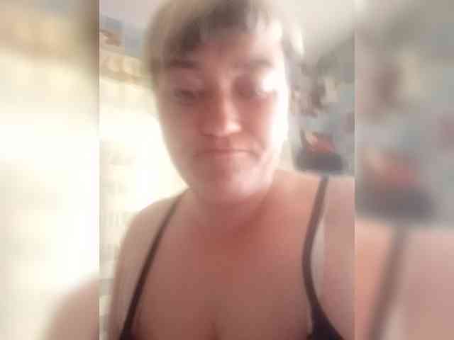 HollyLaBerry webcam