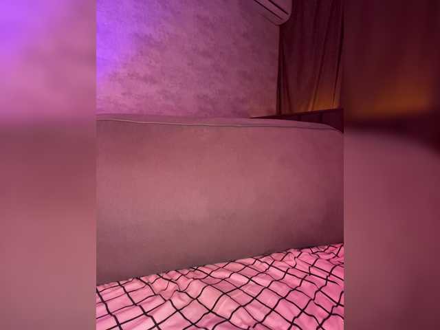 ButttFly's BongaCams show and profile