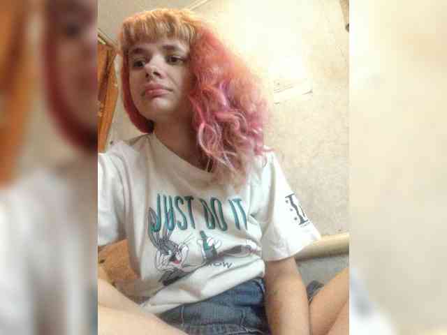 GrettaCandy webcam