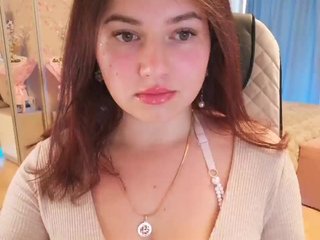 ___Julia___ Porn Show