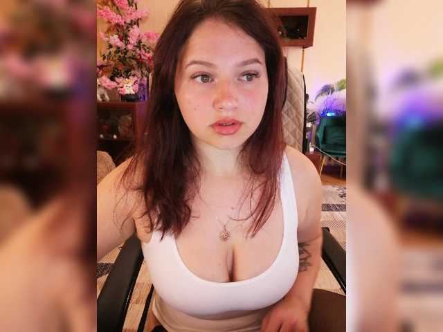 Yulua1285 live cam on BongaCams