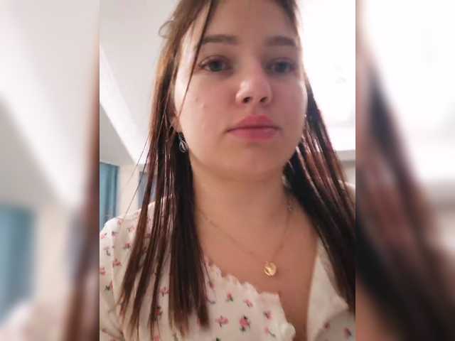 Yulua1285 live cam on BongaCams