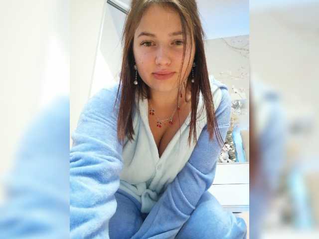 ___Julia___ live cam preview