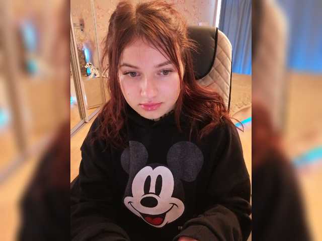 ___Julia___ live cam preview