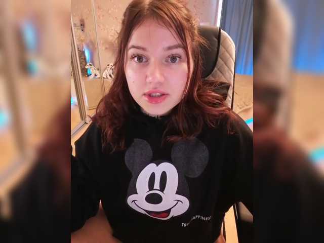___Julia___ live cam preview