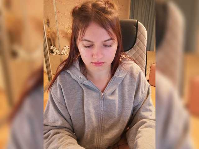 Yulua1285, live now on BongaCams