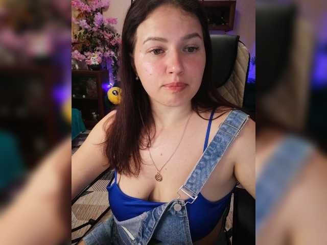 Yulua1285 live cam on BongaCams