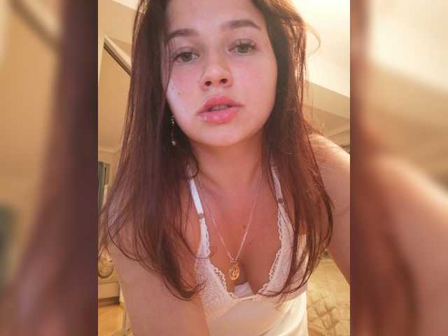 Yulua1285 live cam on BongaCams
