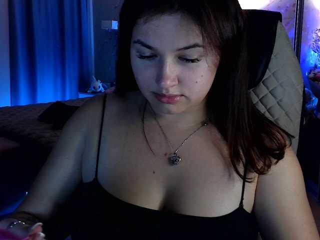 Yulua1285 live cam on BongaCams